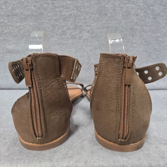 NEW Torrid Brown Extra Wide Eyelet Gladiator Sandals Size 11WW - Picture 5 of 10